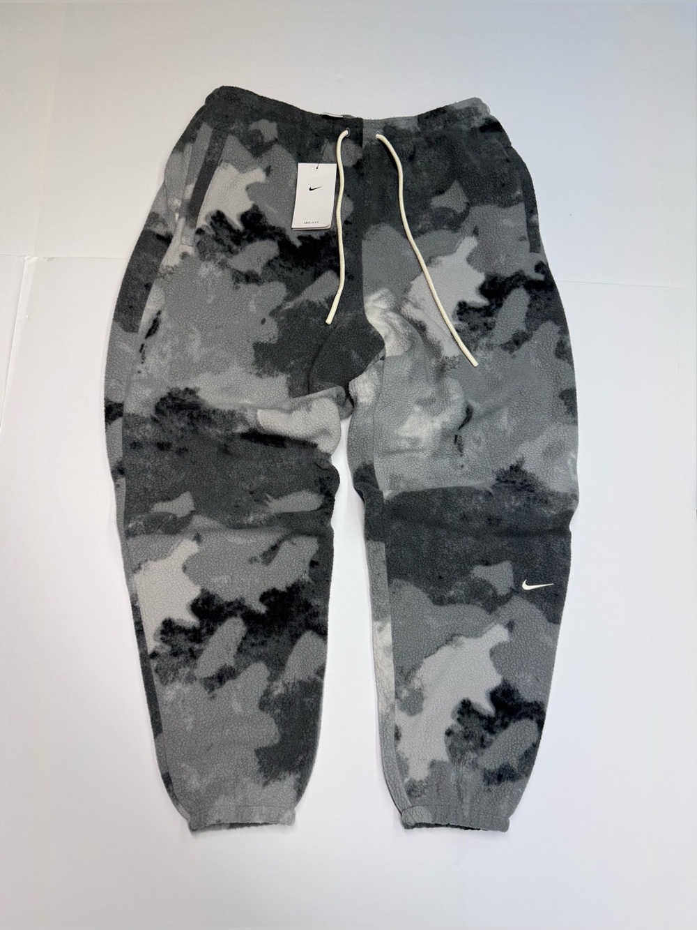 Nike Therma-FIT Sherpa Camo Pants Basketball Men's L HV3554-068 Retail $120 NWT